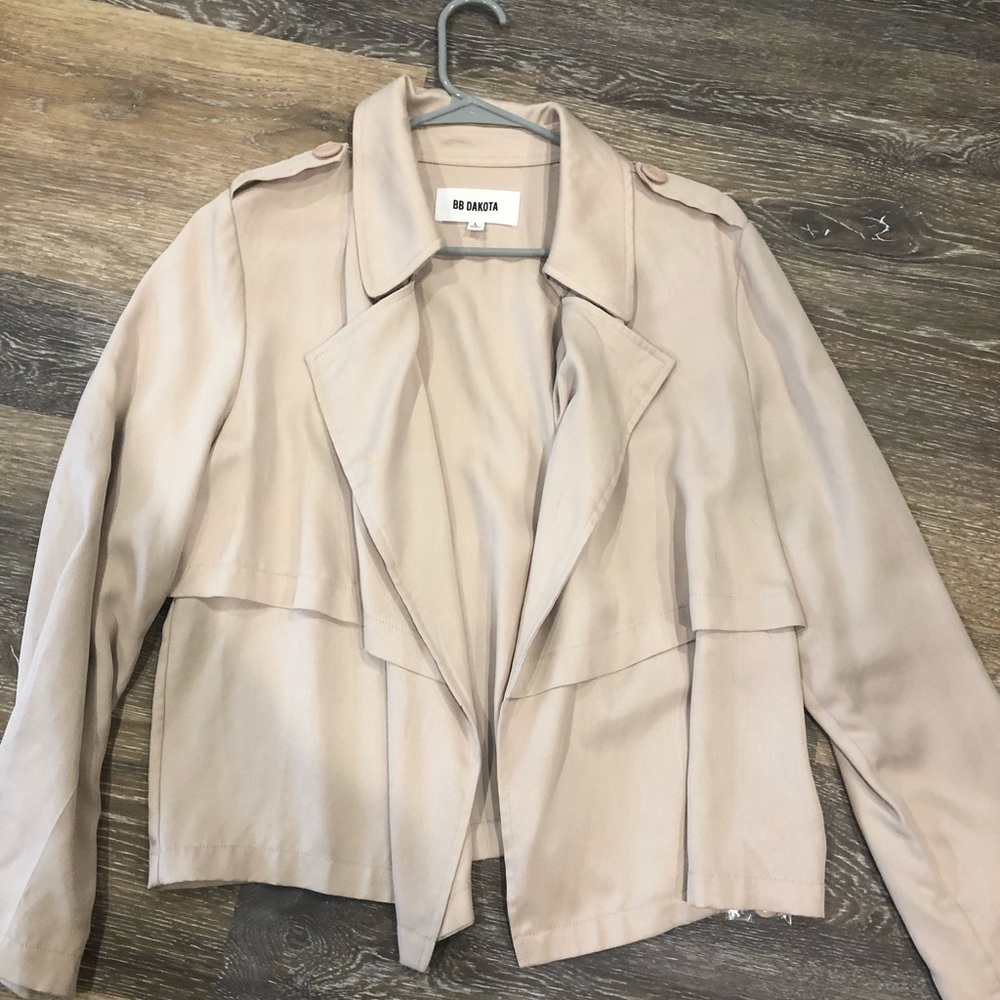 BB Dakota Blush Blazer